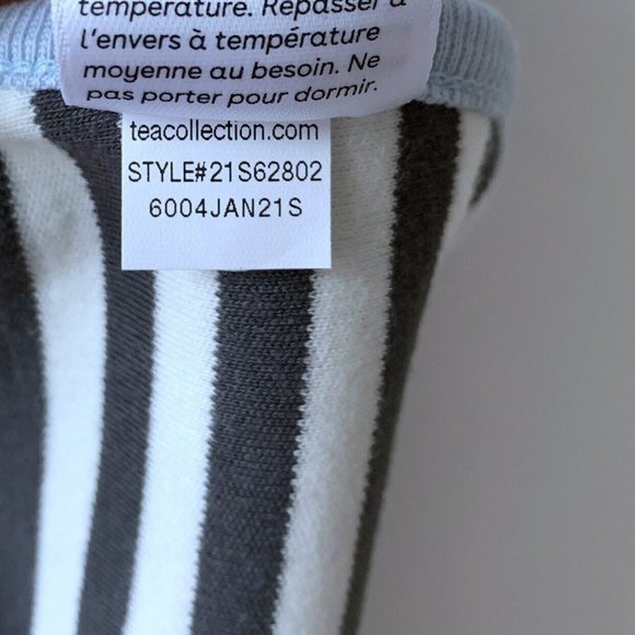 NWT Tea Collection Reversible Baby Blanket, 30x30 Inches - Picture 6 of 9